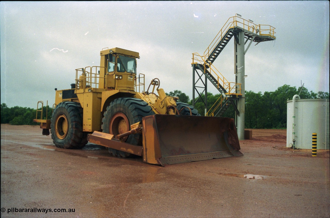 211-21
East Weipa Mining Centre, Tiger Engineering Pty Ltd 690B wheel dozer.
Keywords: Tiger-Engineering-Pty-Ltd;wheel-dozer;690B;