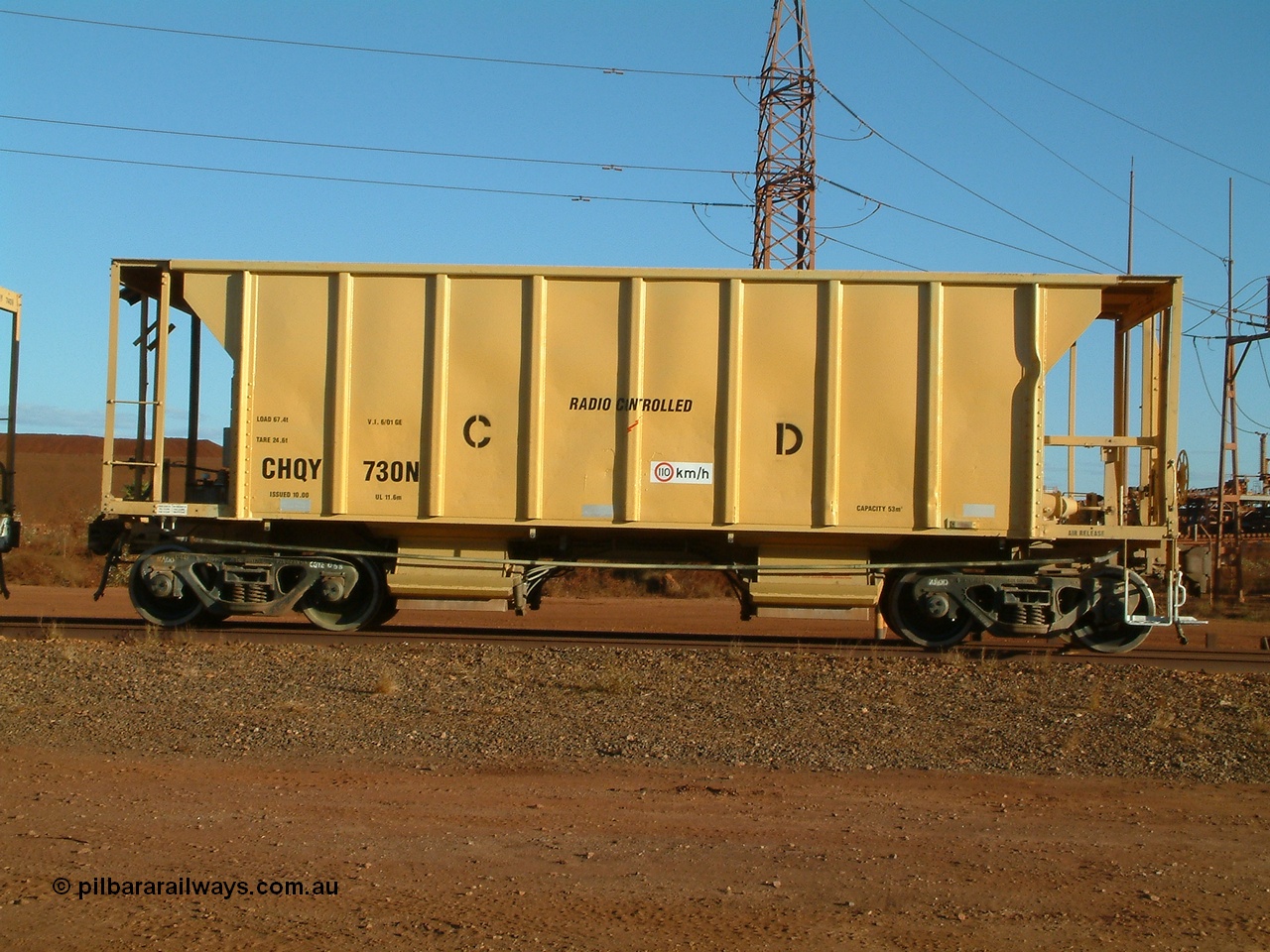 040815 164652
Nelson Point, CFCLA ballast waggon CHQY type 730 just being delivered to BHP Iron Ore as part of the Rail PACE project, side view.
Keywords: CHQY-type;CHQY730;CFCLA;CRDX-type;BHP-ballast-waggon;