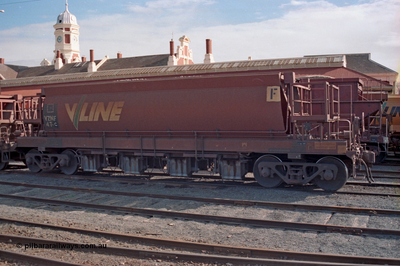 101-13
Maryborough, broad gauge V/Line VZMF type bogie ballast waggon VZMF 47, originally built by V/Line Ballarat North Workshops September 1985 as VHMY type VHMY 47, recoded to VZMF in 1988.
Keywords: VZMF-type;VZMF47;V/Line-Ballarat-Nth-WS;VHMY-type;