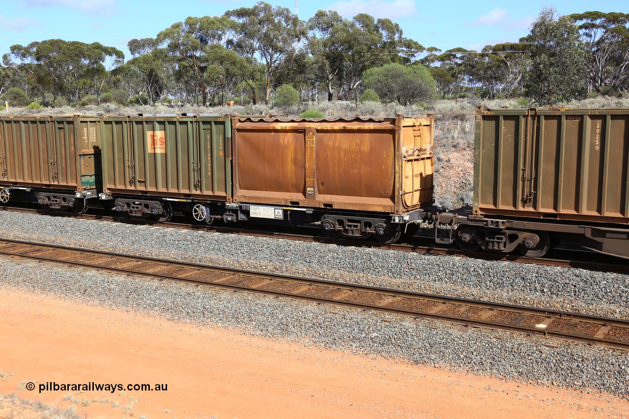 161112 2999
West Kalgoorlie, loaded Malcolm sulphur train 6029, CQZY type waggon CQZY 1690, built by CIMC at Dalian China for CFCLA and one of fifteen on lease to Aurizon with original style sulphur container S7N G836 with sliding tarpaulin and Bis Industries hard-top type 25U0 container BISU 100105.
Keywords: CQZY-type;CQZY1690;CIMC-Dalian-China;