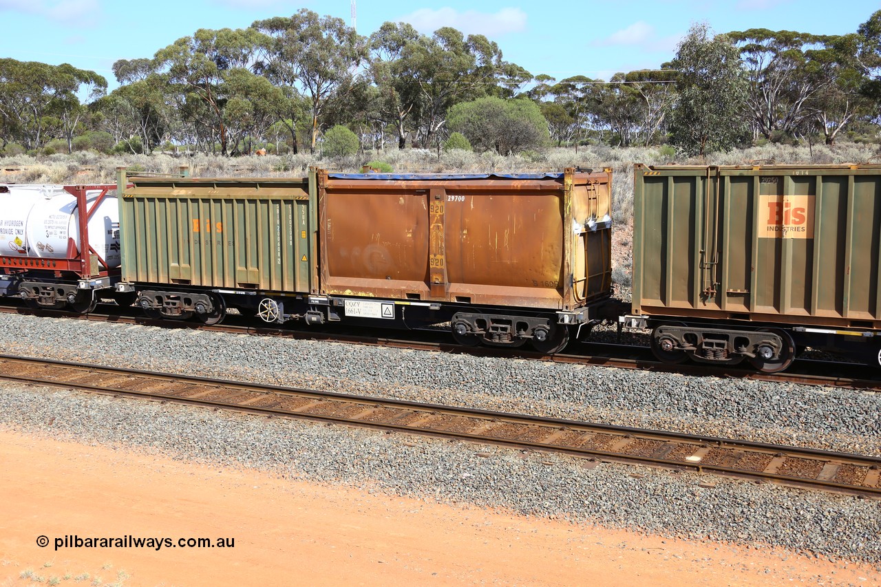 161112 3002
West Kalgoorlie, loaded Malcolm sulphur train 6029, CQZY type waggon CQZY 1661, built by CIMC at Dalian China for CFCLA and one of fifteen on lease to Aurizon with original style sulphur container S169R G920 with sliding tarpaulin and Bis Industries roll-top type 55UA container SBIU 200608.
Keywords: CQZY-type;CQZY1661;CIMC-Dalian-China;