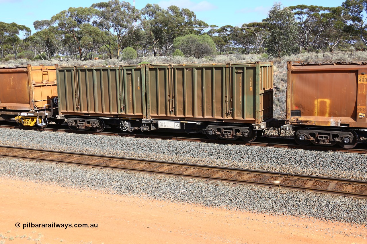 161112 3015
West Kalgoorlie, loaded Malcolm sulphur train 6029, CQZY type waggon CQZY 1655, built by CIMC at Dalian China for CFCLA and one of fifteen on lease to Aurizon with a pair of un-decaled hard-top 25U0 type containers BISU 100025 and BISU 100068.
Keywords: CQZY-type;CQZY1655;CIMC-Dalian-China;