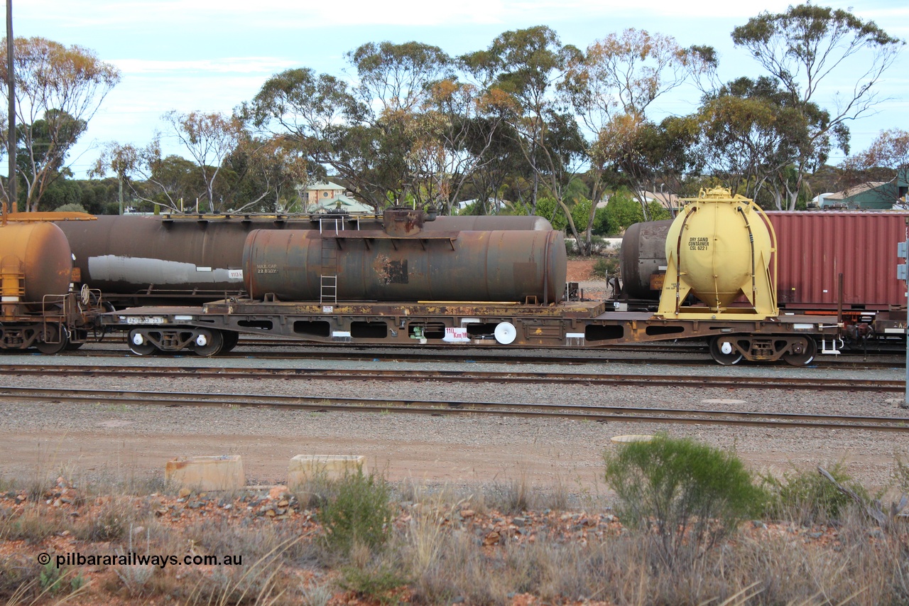 131024 IMG 0647
West Kalgoorlie, AZWY 30373 'Sputnik' loco oil and sand waggon, originally built as an WFX type flat waggon by Tomlinson Steel in a batch of one hundred and sixty one in 1969-70. Recoded to WQCX type in 1980 and to WSP type waste oil and sand waggon in 1986. Peter Donaghy image.
Keywords: Peter-D-Image;AZWY-type;AZWY30373;Tomlinson-Steel-WA;WFX-type;WQCX-type;WSP-type;