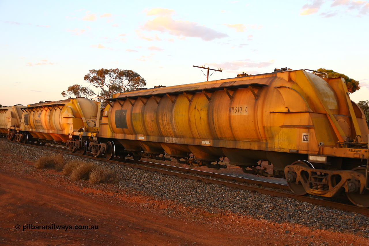 190107 0673
Kalgoorlie, WN type pneumatic discharge nickel concentrate waggon WN 510, one of thirty built by AE Goodwin NSW as WN type in 1970 for WMC.
Keywords: WN-type;WN510;AE-Goodwin;