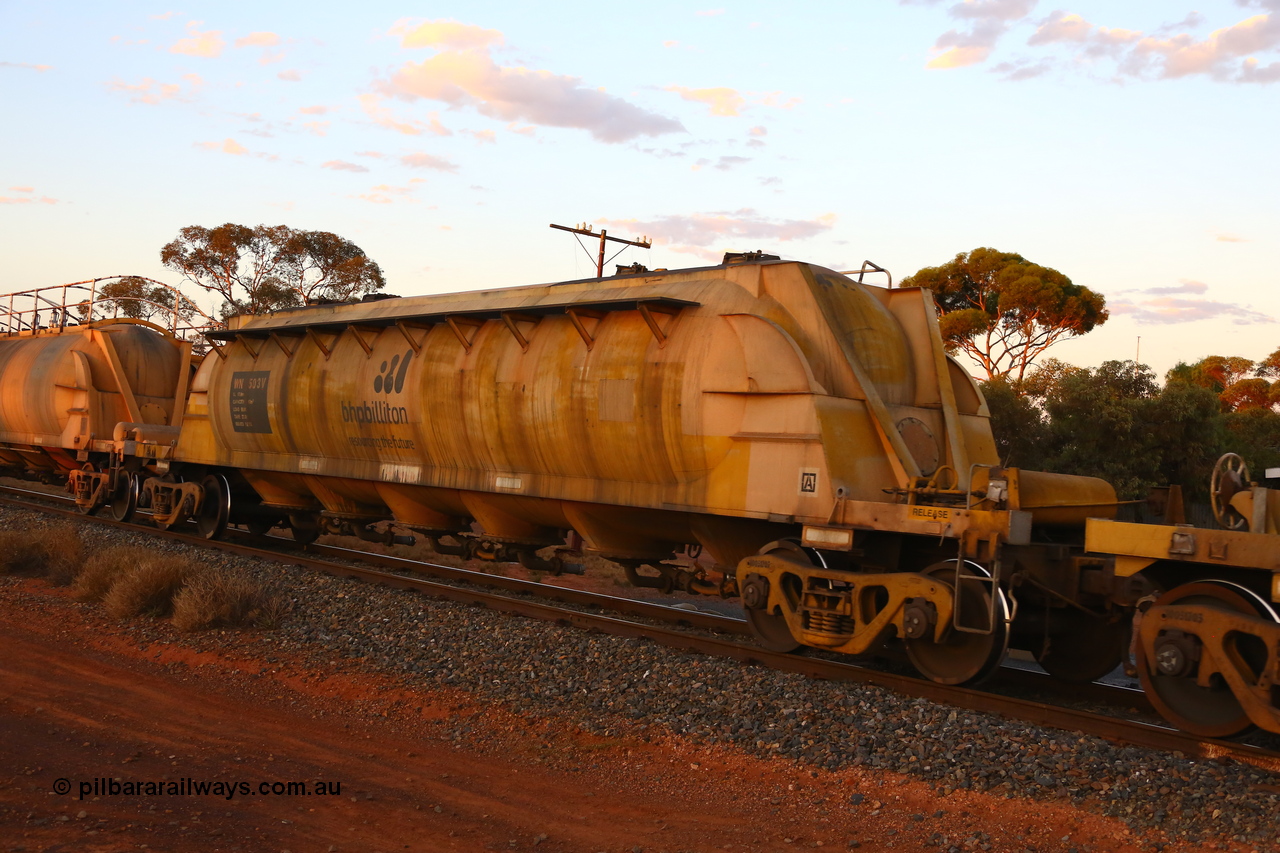 190107 0680
Kalgoorlie, WN type pneumatic discharge nickel concentrate waggon WN 503, one of thirty built by AE Goodwin NSW as WN type in 1970 for WMC.
Keywords: WN-type;WN503;AE-Goodwin;
