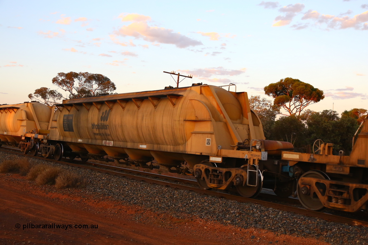 190107 0682
Kalgoorlie, WN 533, pneumatic discharge nickel concentrate waggon, one of a further ten built by WAGR Midland Workshops as WN type in 1975 for WMC.
Keywords: WN-type;WN533;WAGR-Midland-WS;