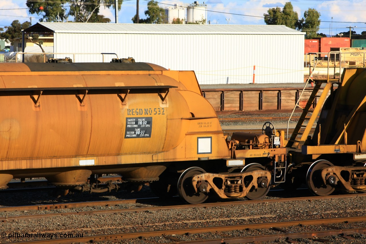 100601 8445
West Kalgoorlie, WN 532, pneumatic discharge nickel concentrate waggon, one of a further ten built by WAGR Midland Workshops as WN type in 1975 for WMC.
Keywords: WN-type;WN532;WAGR-Midland-WS;