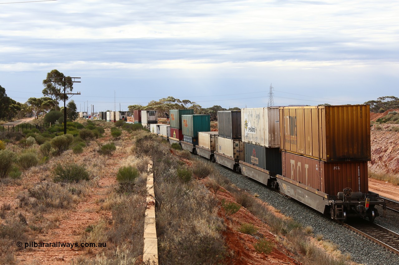 160524 3829
West Kalgoorlie, 2PM6 intermodal train, RRZY 7028 5-pack well container set rounds the curve on the mainline through West Kalgoorlie yard.
Keywords: RRZY-type;RRZY7028;Goninan-NSW;RQZY7-type;