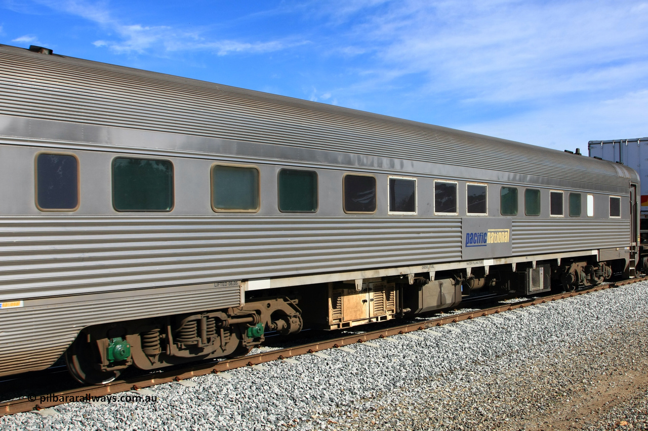 100611 0525
Midland, Pacific National RZBY type crew accommodation car RZBY 208 on train 4PM6, built by Comeng NSW as ER type stainless steel air conditioned crew dormitory car ER 208 in 1969, sold to National Rail and converted to crew car in 1997.
Keywords: RZBY-type;RZBY208;Comeng-NSW;ER-type;