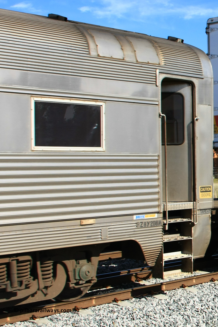 100611 0527
Midland, Pacific National RZBY type crew accommodation car RZBY 208 on train 4PM6, built by Comeng NSW as ER type stainless steel air conditioned crew dormitory car ER 208 in 1969, sold to National Rail and converted to crew car in 1997.
Keywords: RZBY-type;RZBY208;Comeng-NSW;ER-type;