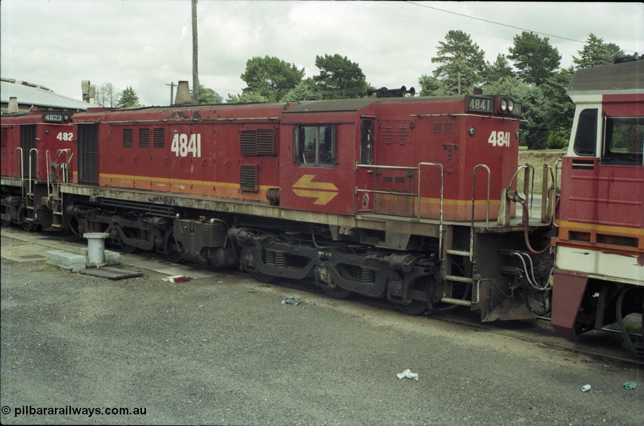 188-32
Junee, NSWSRA standard gauge locomotive depot, 48 class MK I unit 4841 serial 84131 in candy livery, built by AE Goodwin as ALCo model DL531.
Keywords: 48-class;4841;AE-Goodwin;ALCo;DL531;84131;