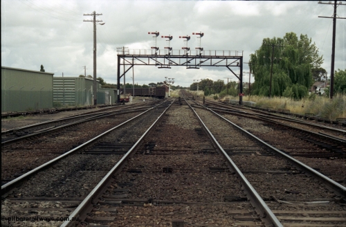 188-28
Junee, NSW Main South, looking north with the mainlines to Sydney running straight ahead and the former line to Hay and Old Junee curving away to the left.
