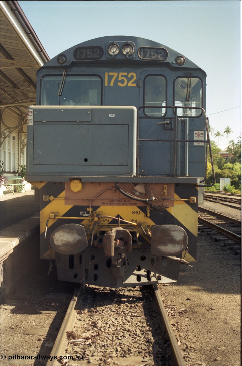 193-32
Gympie yard, Queensland Rail's 1720 class locomotive 1752, built by Comeng Rocklea Qld for Clyde Engineering as EMD GL18C model in 1968 with serial 68-566.
Keywords: 1720-class;1752;Comeng-Qld;EMD;GL18C;68-566;