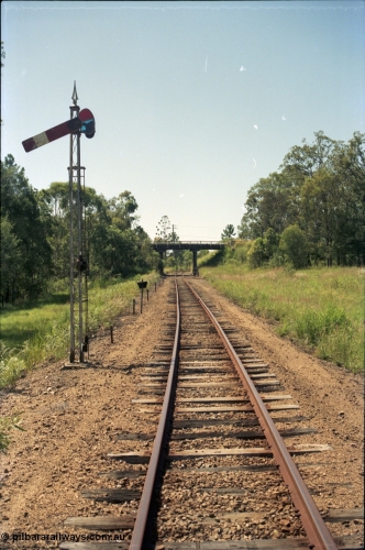 193-09
Moodlu, looking east in the up direction towards Moodlu Quarry junction, signal protecting with ground frame visible in the distance.
