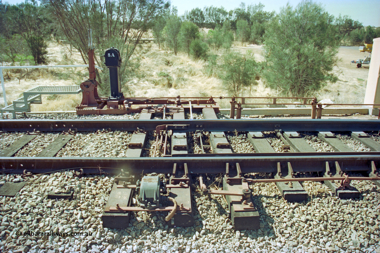 202-13
Meckering, overview of the interlocking ground frame, 5A Pilot Key and associated rodding and infrastructure for the west end of the goods siding.
