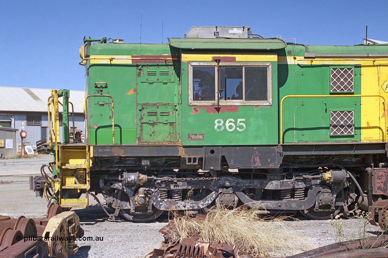 245-02
Port Lincoln loco workshops, still in former owner AN livery, Australian Southern 830 class locomotive 865 AE Goodwin ALCo model DL531 serial 84711, cab side shot. 6th April 2003.
Keywords: 830-class;865;84711;AE-Goodwin;ALCo;DL531;