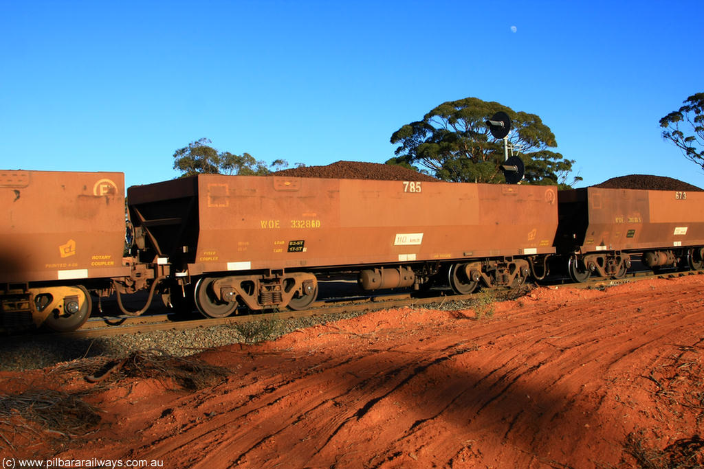 100731 02338
WOE type iron ore waggon WOE 33286 is one of a batch of thirty five built by United Goninan WA between January and April 2005 with serial number 950104-026 and fleet number 785 for Koolyanobbing iron ore operations, on loaded train 6413 at Binduli Triangle, 31st July 2010.
Keywords: WOE-type;WOE33286;United-Goninan-WA;950104-026;