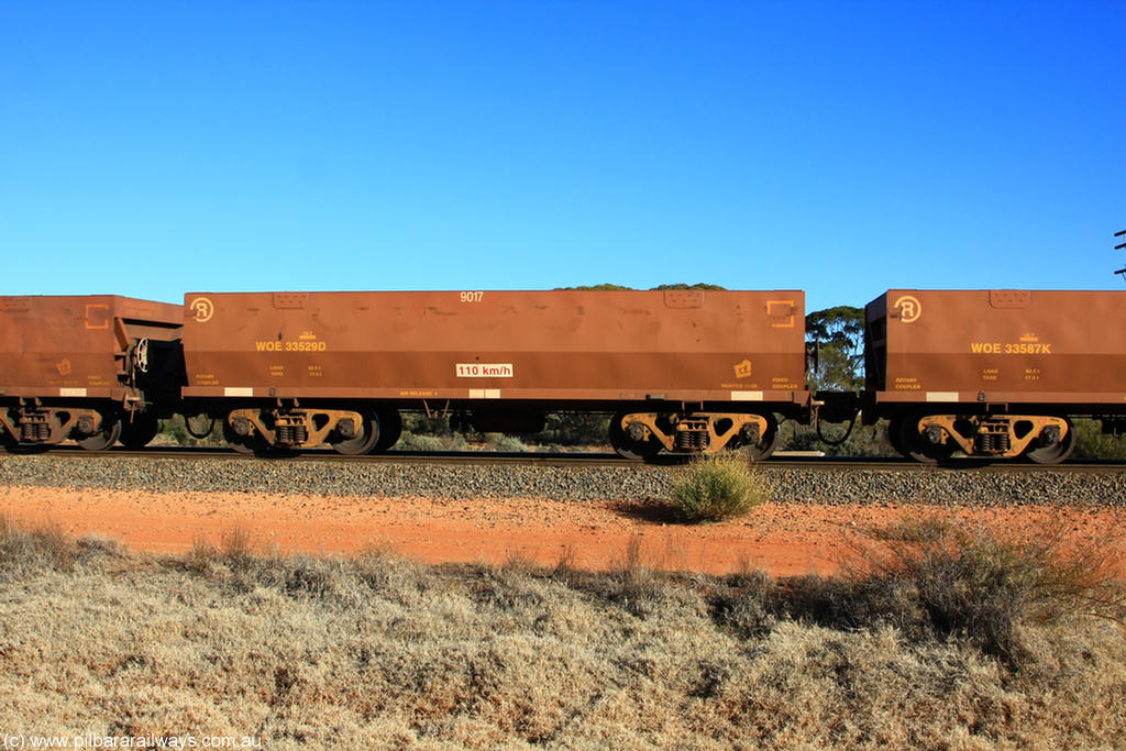 100731 02474
WOE type iron ore waggon WOE 33529 is one of a batch of one hundred and twenty eight built by United Group Rail WA between August 2008 and March 2009 with serial number 950211-069 and fleet number 9017 for Koolyanobbing iron ore operations, on empty train 6418 at Binduli Triangle, 31st July 2010.
Keywords: WOE-type;WOE33529;United-Group-Rail-WA;950211-069;