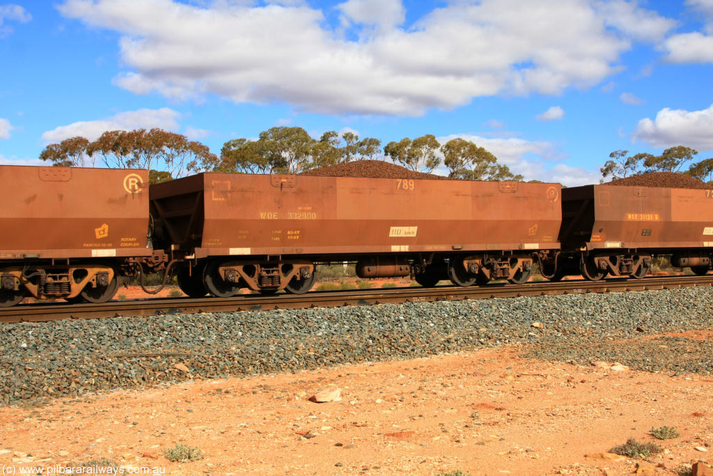 100731 02935
WOE type iron ore waggon WOE 33290 is one of a batch of thirty five built by United Goninan WA between January and April 2005 with serial number 950104-030 and fleet number 789 for Koolyanobbing iron ore operations, on loaded train 7415 at Binduli Triangle, 31st July 2010.
Keywords: WOE-type;WOE33290;United-Goninan-WA;950104-030;