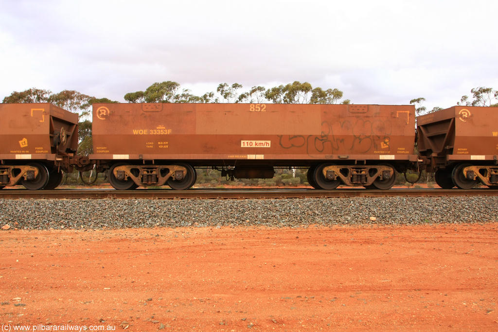 100822 6003
WOE type iron ore waggon WOE 33353 is one of a batch of one hundred and forty one built by United Goninan WA between November 2005 and April 2006 with serial number 950142-058 and fleet number 852 for Koolyanobbing iron ore operations, Binduli Triangle 22nd August 2010.
Keywords: WOE-type;WOE33353;United-Goninan-WA;950142-058;