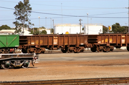 060528 4450
WO type iron ore waggon WO 31269 is one of a batch of eighty six built by WAGR Midland Workshops between 1967 and March 1968 with fleet number 152 for Koolyanobbing iron ore operations, with a 75 ton and 1018 ft³ capacity, red-carded at West Kalgoorlie, May 28, 2006. This unit was converted to WOC for coal in 1986 till 1994 when it was re-classed back to WO.
Keywords: WO-type;WO31269;WAGR-Midland-WS;