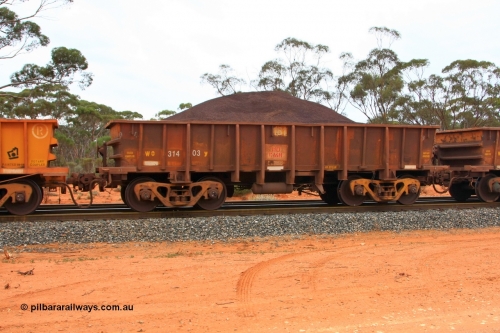 100605 9333
WO type iron ore waggon WO 31403 is one of a batch of eleven replacement waggons built by WAGR Midland Workshops between 1970 and 1971 with fleet number 181 for Koolyanobbing iron ore operations, with a 75 ton and 1018 ft³ capacity, Binduli Triangle, loaded with fines, June 5, 2010.
Keywords: WO-type;WO31403;WAGR-Midland-WS;
