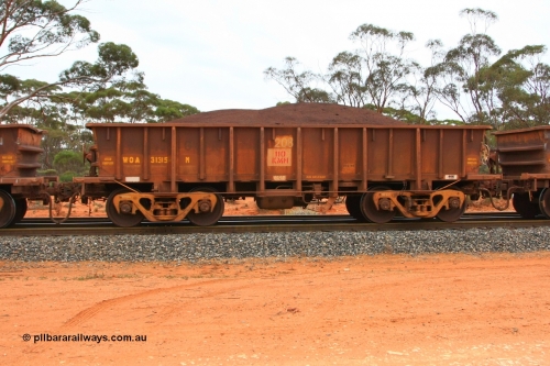 100605 9372
WOA type iron ore waggon WOA 31315 is one of a batch of thirty nine built by WAGR Midland Workshops between 1970 and 1971 with fleet number 208 for Koolyanobbing iron ore operations, with a 75 ton and 1018 ft³ capacity, Binduli Triangle, loaded with fines, June 5, 2010.
Keywords: WOA-type;WOA31315;WAGR-Midland-WS;