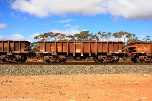 100729 01499
WOC type iron ore waggon WOC 31355 is one of a batch of thirty built by Goninan WA between October 1997 to January 1998 with fleet number 415 for Koolyanobbing iron ore operations with a 75 ton capacity and lettered for KIPL, Koolyanobbing Iron Pty Ltd, at Binduli Triangle, July 29, 2010.
Keywords: WOC-type;WOC31355;Goninan-WA;