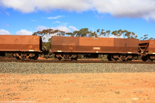 100729 01511
WOE type iron ore waggon WOE 31068 is one of a batch of one hundred and thirty built by Goninan WA between March and August 2001 with serial number 950092-058 and fleet number 654 for Koolyanobbing iron ore operations, at Binduli Triangle, July 29, 2010.
Keywords: WOE-type;WOE31068;Goninan-WA;950092-058;