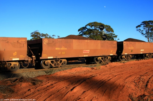 100731 02313
WOE type iron ore waggon WOE 33355 is one of a batch of one hundred and forty one built by United Goninan WA between November 2005 and April 2006 with serial number 950142-060 and fleet number 854 for Koolyanobbing iron ore operations, on loaded train 6413 at Binduli Triangle, July 31, 2010.
Keywords: WOE-type;WOE33355;United-Goninan-WA;950142-060;