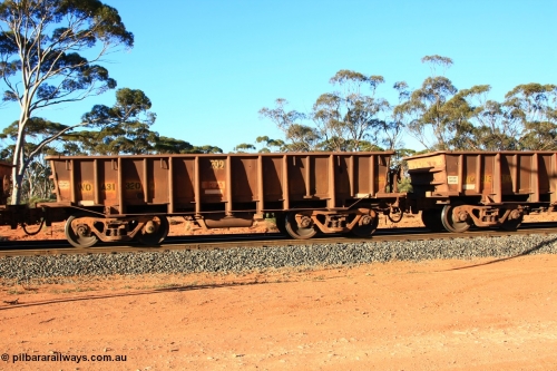 100731 03079
WOA type iron ore waggon WOA 31320 is one of a batch of thirty nine built by WAGR Midland Workshops between 1970 and 1971 with fleet number 209 for Koolyanobbing iron ore operations, with a 75 ton and 1018 ft³ capacity, empty train arriving at Binduli Triangle, 31st July 2010.
Keywords: WOA-type;WOA31320;WAGR-Midland-WS;