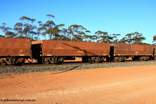 100731 03098
WOE type iron ore waggon WOE 33372 is one of a batch of one hundred and forty one built by United Goninan WA between November 2005 and April 2006 with serial number 950142-077 and fleet number 871 for Koolyanobbing iron ore operations, empty train arriving at Binduli Triangle, 31st July 2010.
Keywords: WOE-type;WOE33372;United-Goninan-WA;950142-077;