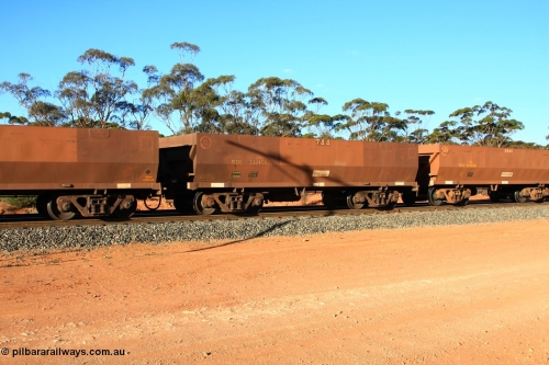 100731 03106
WOE type iron ore waggon WOE 33245 is one of a batch of twenty seven built by Goninan WA between September and October 2002 with serial number 950103-012 and fleet number 744 for Koolyanobbing iron ore operations, empty train arriving at Binduli Triangle, July 31, 2010.
Keywords: WOE-type;WOE33245;Goninan-WA;950103-012;
