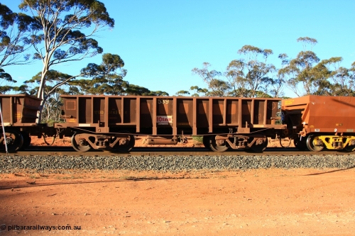 100731 03163
WOD type iron ore waggon WOD 31476 is one of a batch of sixty two built by Goninan WA between April and August 2000 with serial number 950086-048 and fleet number 539 for Koolyanobbing iron ore operations with a 75 ton capacity with a build date of 07/2000, for Portman Mining to cart their Koolyanobbing iron ore to Esperance, with the letters now painted over, empty train arriving at Binduli Triangle, 31st July 2010.
Keywords: WOD-type;WOD31476;Goninan-WA;950086-048;
