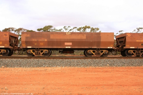 100822 5980
WOE type iron ore waggon WOE 30288 is one of a batch of one hundred and thirty built by Goninan WA between March and August 2001 with serial number 950092-038 and fleet number 630 for Koolyanobbing iron ore operations, Binduli Triangle 22nd August 2010.
Keywords: WOE-type;WOE30288;Goninan-WA;950092-038;