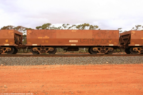 100822 6003
WOE type iron ore waggon WOE 33353 is one of a batch of one hundred and forty one built by United Goninan WA between November 2005 and April 2006 with serial number 950142-058 and fleet number 852 for Koolyanobbing iron ore operations, Binduli Triangle 22nd August 2010.
Keywords: WOE-type;WOE33353;United-Goninan-WA;950142-058;