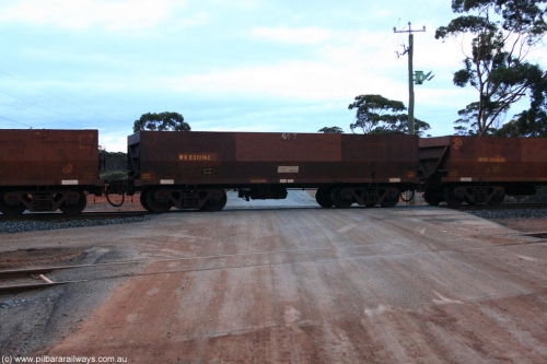 100822 6217
WOE type iron ore waggon WOE 31114 is one of a batch of one hundred and thirty built by Goninan WA between March and August 2001 with serial number 950092-104 and fleet number 697 for Koolyanobbing iron ore operations, on empty train 1416 at Hampton, August 22, 2010.
Keywords: WOE-type;WOE31114;Goninan-WA;950092-104;