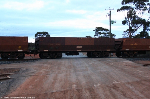 100822 6239
WOE type iron ore waggon WOE 31146 is one of a batch of fifteen built by Goninan WA between April and May 2002 with fleet number 728 for Koolyanobbing iron ore operations, on empty train 1416 at Hampton, August 22, 2010.
Keywords: WOE-type;WOE31146;Goninan-WA;