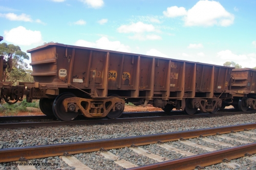 PD 12614
Binduli, WO type iron ore waggon WO 31410 is one of a batch of eleven replacement waggons built by WAGR Midland Workshops between 1970 and 1971 with fleet number 186 for Koolyanobbing iron ore operations, with a 75 ton and 1018 ft³ capacity. Seen here with the body top lip also fitted.
Keywords: Peter-D-Image;WO-type;WO31410;WAGR-Midland-WS;