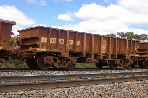 PD 12615
Binduli, WO type iron ore waggon WO 31244 is one of a batch of sixty two built by Goninan WA between April and August 2000 with serial number 950086-006 and fleet number 135 for Koolyanobbing iron ore operations, TEST WAGGON, and is a Goninan built replacement WO type waggon that replaces the original WAGR built WO type waggon with the newer style WOD type and has square features opposed to the curved ones as on the original WO class.
Keywords: Peter-D-Image;WO-type;WO31244;Goninan-WA;950086-006;