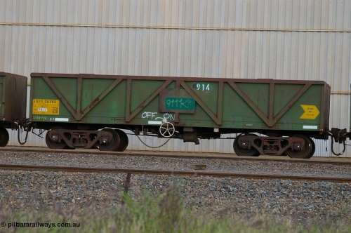 PD 12844
West Kalgoorlie, AOPY 32387 with fleet number 914, one of seventy ex ANR coal waggons rebuilt from AOKF type by Bluebird Engineering SA in service with ARG on Koolyanobbing iron ore trains. They used to be three metres longer and originally built by Metropolitan Cammell Britain as GB type in 1952-55, seen here in a rake with sister waggons.
Keywords: Peter-D-Image;AOPY-type;AOPY32387;Bluebird-Engineering-SA;Metropolitan-Cammell-Britain;GB-type;