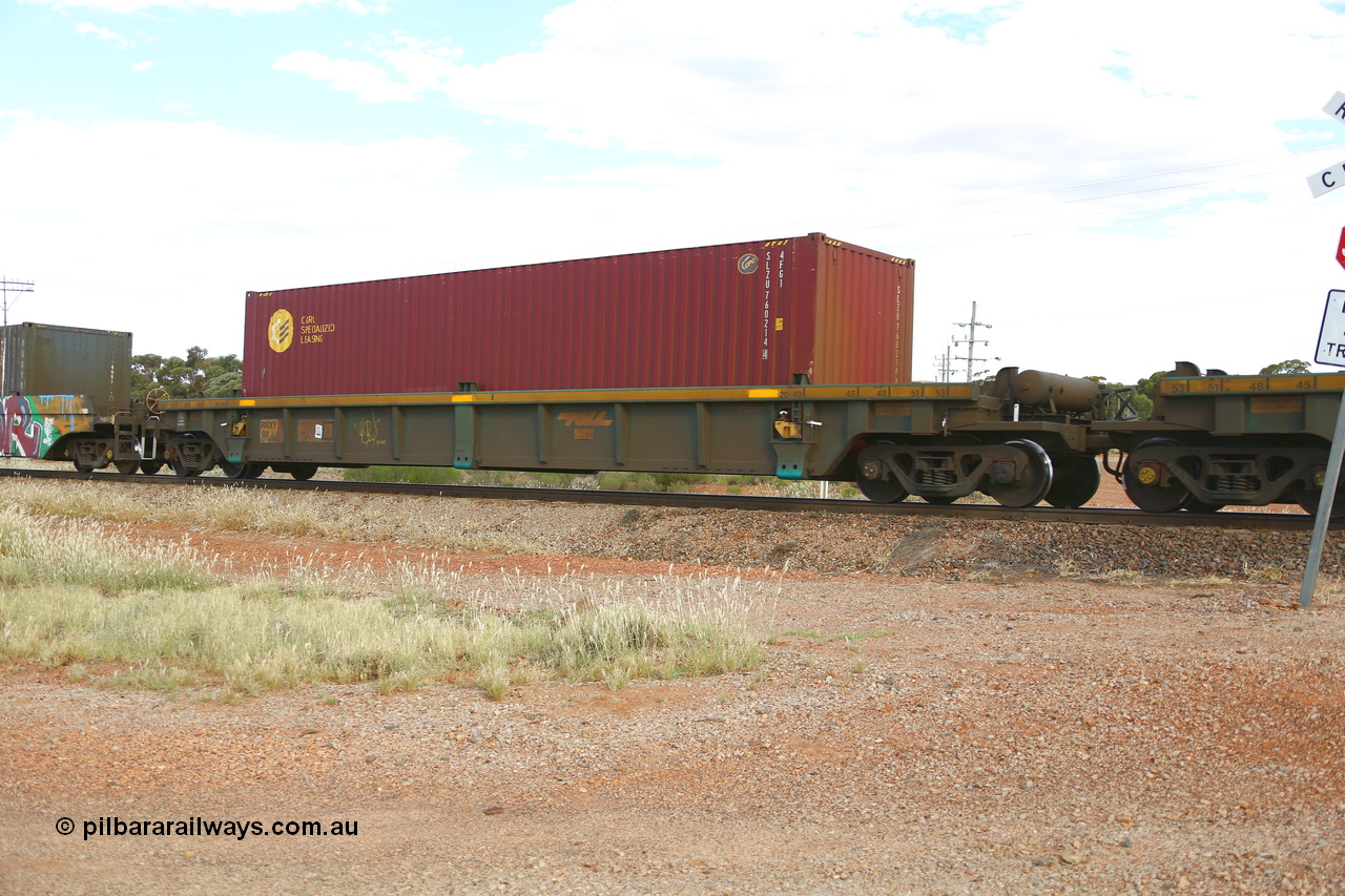 210407 9875
Parkeston, 2MP5 intermodal train, RRXY 9, platform 1 with a CARU Specialized Leasing 40' 4FG1 type container SLZU 760214. The RRXY type 5-pack well waggon set is one of eleven built by Bradken Qld in 2002 for Toll from a Williams-Worley design.
Keywords: RRXY-type;RRXY9;Williams-Worley;Bradken-Rail-Qld;