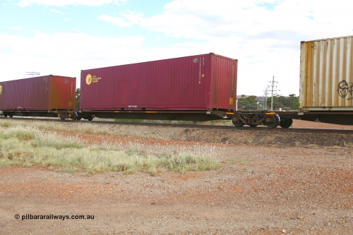 210407 9881
Parkeston, 2MP5 intermodal train, platform 4 of 5-pack low profile skel waggon set RRYY 13, one of fifty two such waggon sets built by Bradken at Braemar NSW in 2004-05, with a CARU Specialized Leasing 40' 4FG1 type container SLZU 750097.
Keywords: RRYY-type;RRYY13;Williams-Worley;Bradken-NSW;