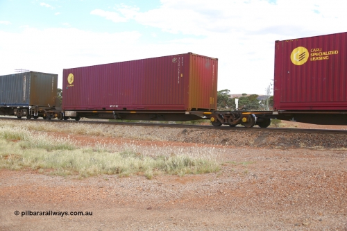 210407 9882
Parkeston, 2MP5 intermodal train, platform 5 of 5-pack low profile skel waggon set RRYY 13, one of fifty two such waggon sets built by Bradken at Braemar NSW in 2004-05, with a CARU Specialized Leasing 40' 4FG1 type container SLZU 750162.
Keywords: RRYY-type;RRYY13;Williams-Worley;Bradken-NSW;