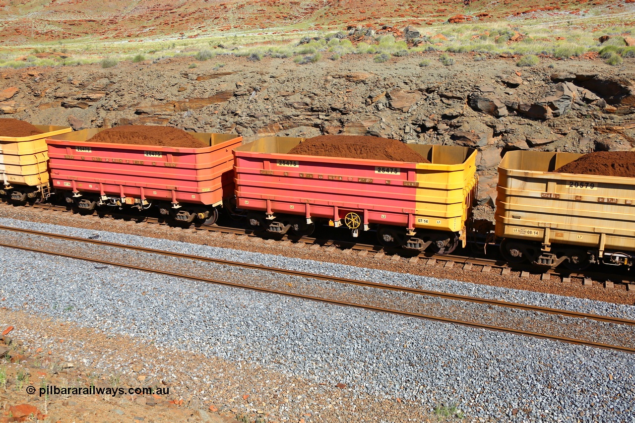 180616 1800
Emu Siding, a rare sight in the Pilbara, a Rio Tinto pink iron ore waggon pair to raise awareness for breast cancer. Chinese built Bradken B type waggon pair 20475 control and 25475 slave with a build date of July 2014, still holding colour pretty well in June 2018. [url=https://goo.gl/maps/94cuWUCXzLJ2]GeoData[/url].
Keywords: Bradken-China;Rio-Tinto-ore-waggon;
