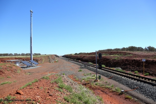 150505 7991
FMG Solomon Line, view looking west from the east end of Bow Siding, point indicators and back track visible in the distance. Geodata: [url=https://goo.gl/maps/uDTApXBKymD2] -22.0188283 118.5297867 [/url].
