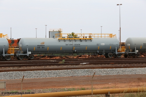 150523 8217
Nelson Point Yard, BHP Billiton diesel fuel tank waggon 0044 with safety slogan 'Don't drive distracted', total capacity of 117 m3 for a nominal capacity of 113 m3 built in China by CNR - QRRS.
Keywords: CNR-QRRS-China;BHP-tank-waggon;