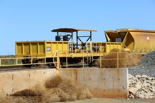 171121 0965
Barker Siding which is the ballast loading point, one of two FMG ballast plough waggons BP 02, built in China by CSR at the Yangtze Rolling Stock Company in 2010 on the south end of a ballast rake. 21st November 2017.
Keywords: BP-type;BP02;CSR-Yangtze-Rolling-Stock-Co-China;FMG-ballast-waggon;