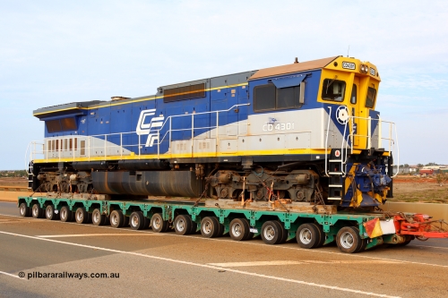 171204 1017r
Boodarie, BHP over bridge, CFCLA's Goninan ALCo to GE rebuild CM40-8M locomotive CD 4301 serial 2160-03 / 96-202, was originally Mt Newman Mining's Comeng NSW built ALCo M636 serial C6104-1 #5500, then Robe River unit 9410 before going to CFCLA in 2012. Be being delivered to Roy Hill's flash butt yard by Doolan's Heavy Haulage. 4th December 2017. [url=https://goo.gl/maps/qWvF1XtD3GN2]View map here[/url].
Keywords: CD-class;CD4301;CFCLA;Goninan;GE;CM40-8M;2160-03/96-202;rebuild;Comeng-NSW;ALCo;M636;9410;C6104-1;