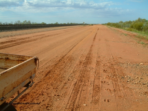 040407 080434
Toy Titan had the LHS rear wheel part company and went bush at the 23 km on the Newman mainline, this is the scour mark. Wednesday 7th April 2004.
